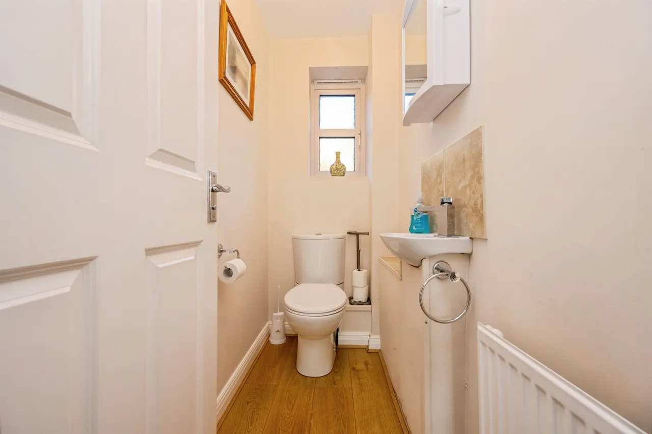 Premier Avenue, Ashbourne, DE6, photo 9