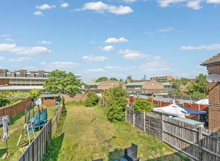 Bloemfontein Road, Shepherds Bush, W12, photo 9