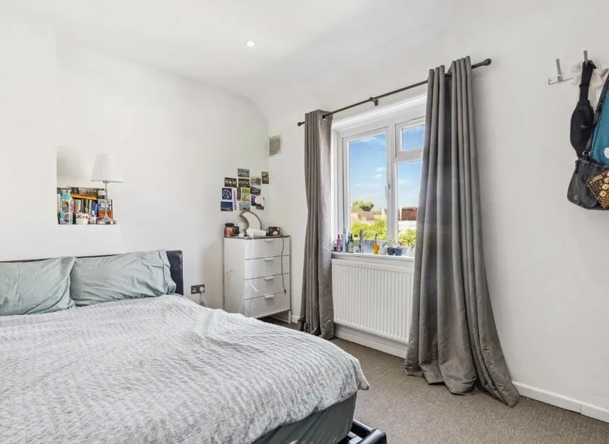 Bloemfontein Road, Shepherds Bush, W12, photo 2