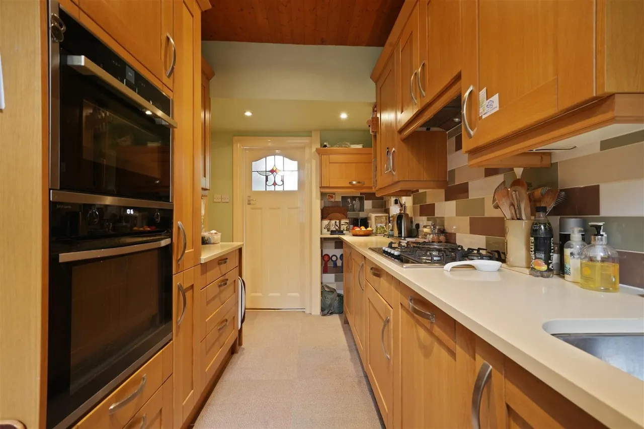 Stockarth Lane, Oughtibridge, S35, photo 10