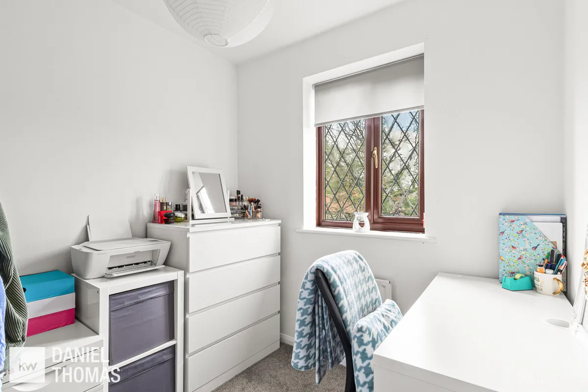 Lamplighters Close, Waltham Abbey, EN9, photo 11