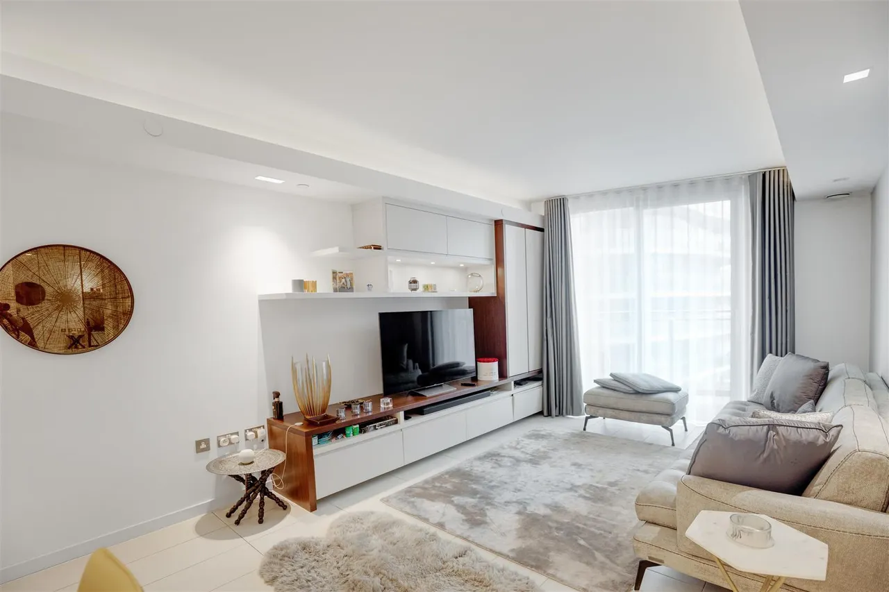 1 bed flat for sale, Tidal Basin Road, Royal Victoria Dock, E16