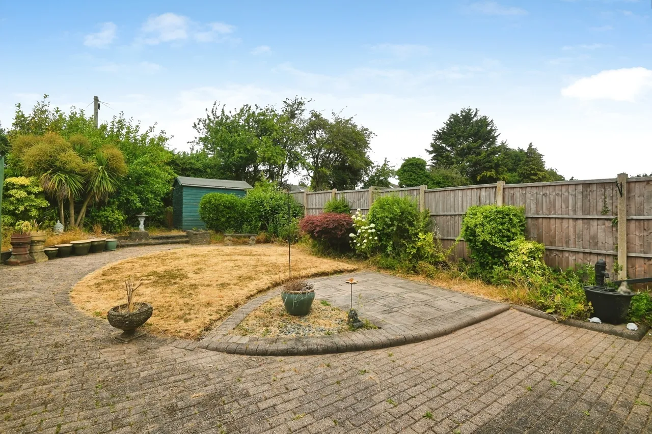 Blandford Avenue, Birmingham, B36, photo 20