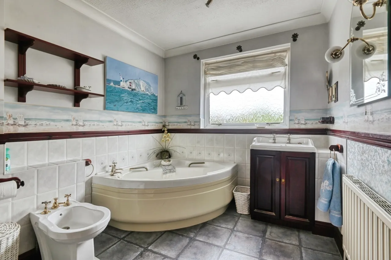 Blandford Avenue, Birmingham, B36, photo 18