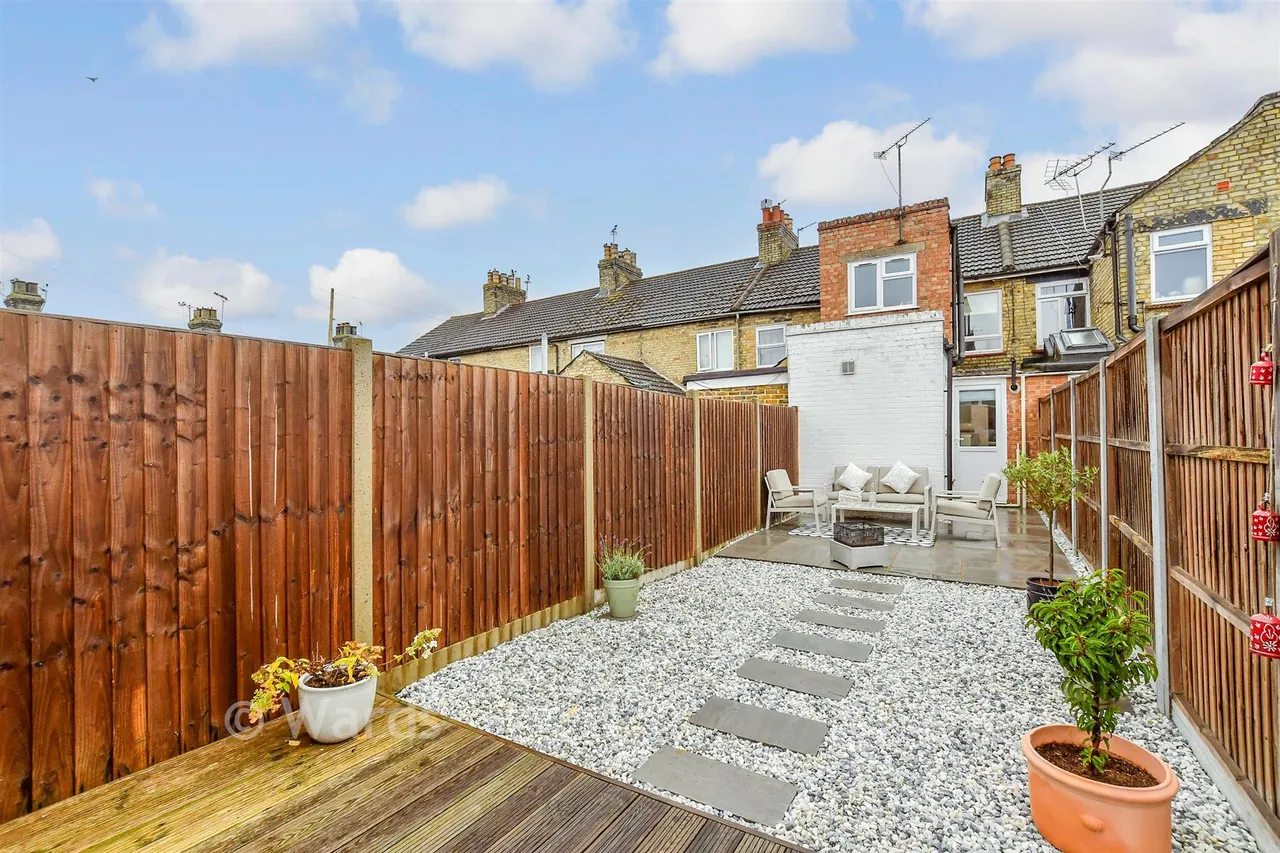 Victoria Street, Eccles, ME20, photo 13