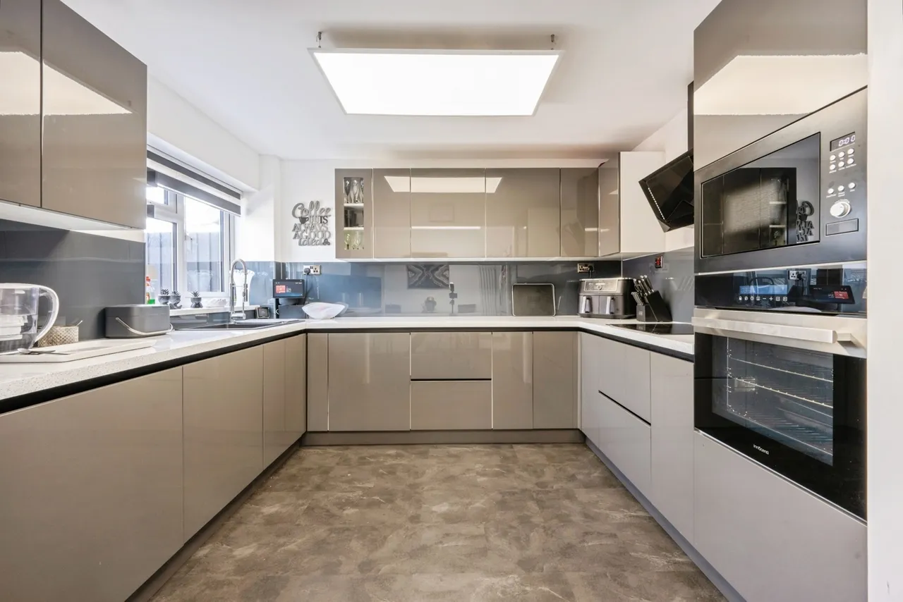 3 bed house for sale, Elizabeth Way, Gamlingay, SG19