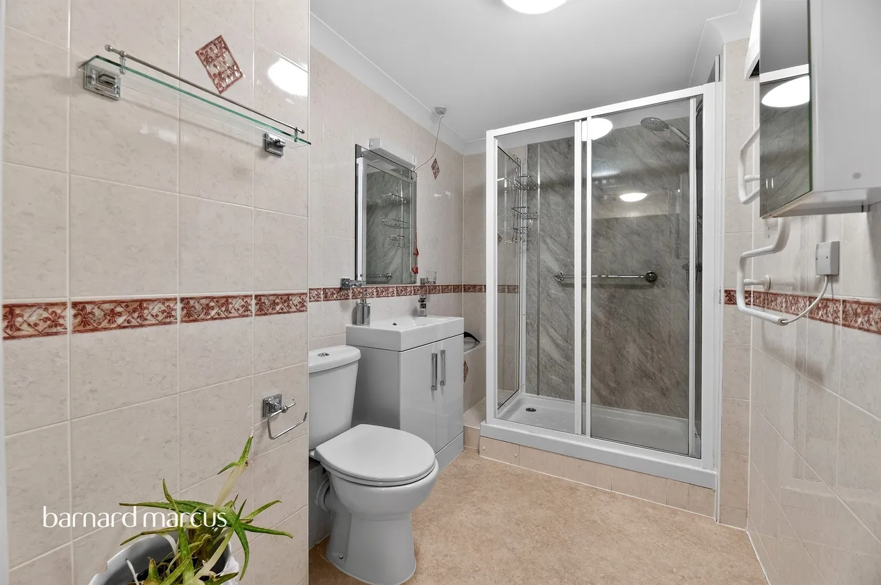 Kingston Road, Epsom, KT19, photo 7