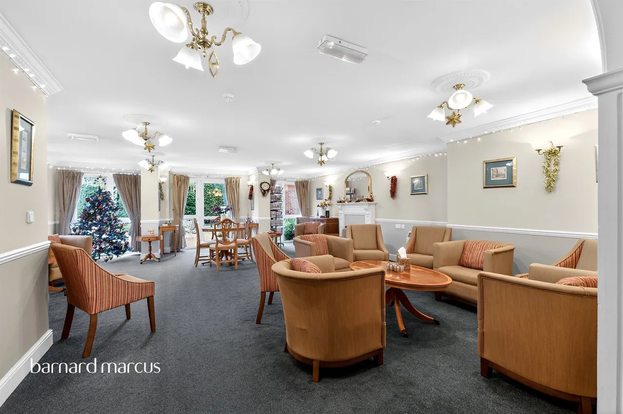 Kingston Road, Epsom, KT19, photo 15