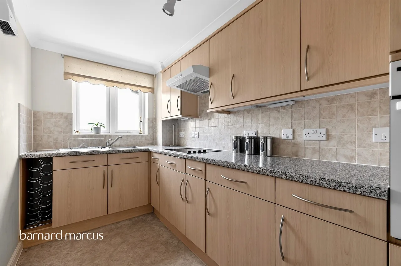 Kingston Road, Epsom, KT19, photo 4