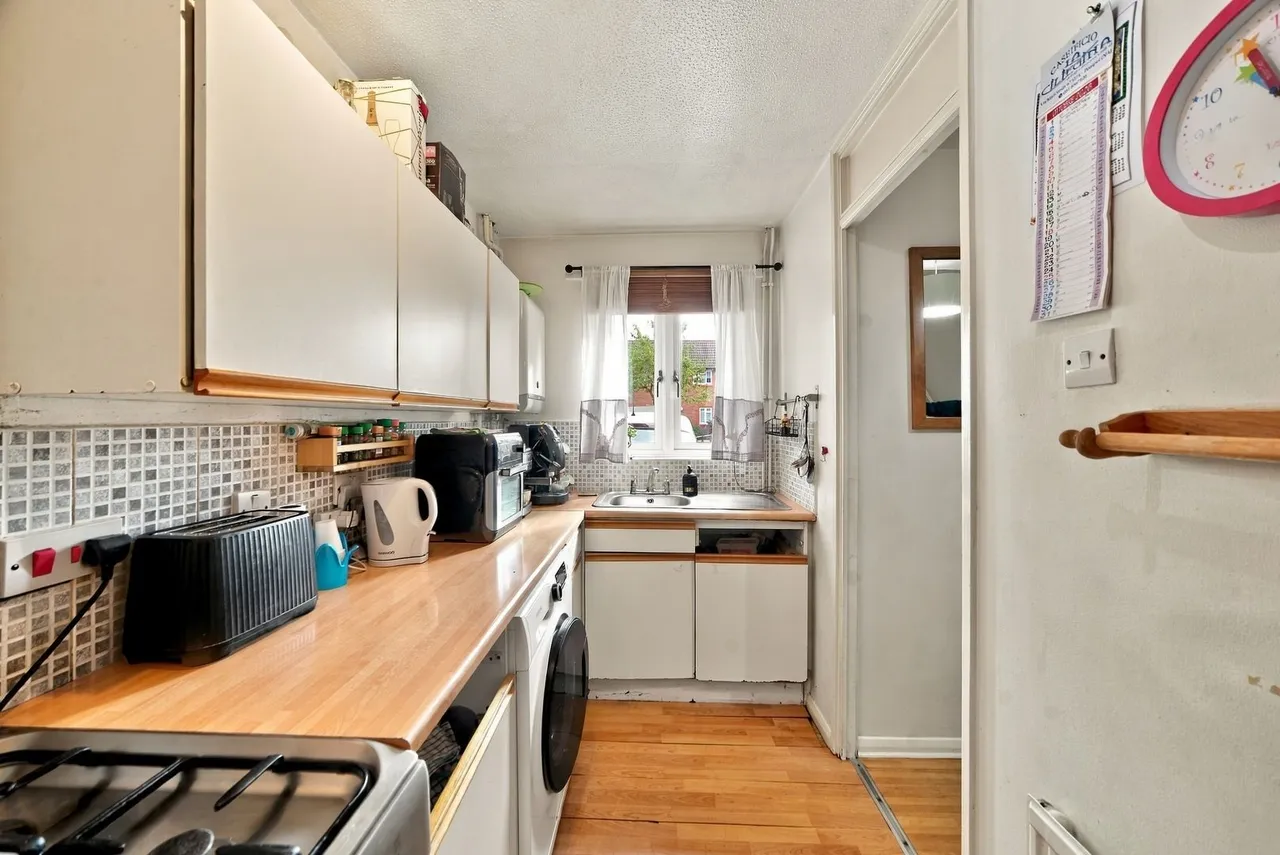 Kilross Road, Bedfont, TW14, photo 7