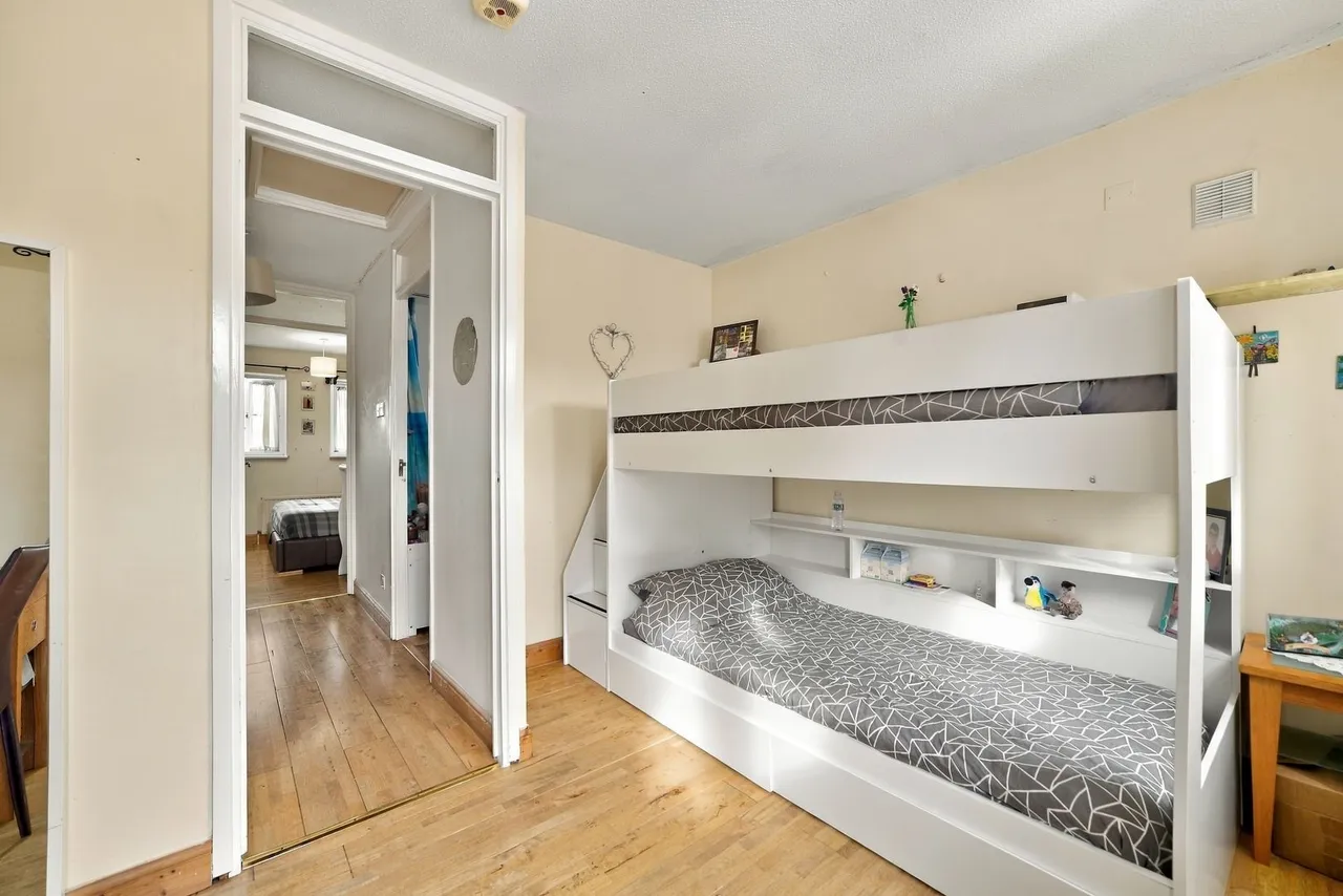 Kilross Road, Bedfont, TW14, photo 12