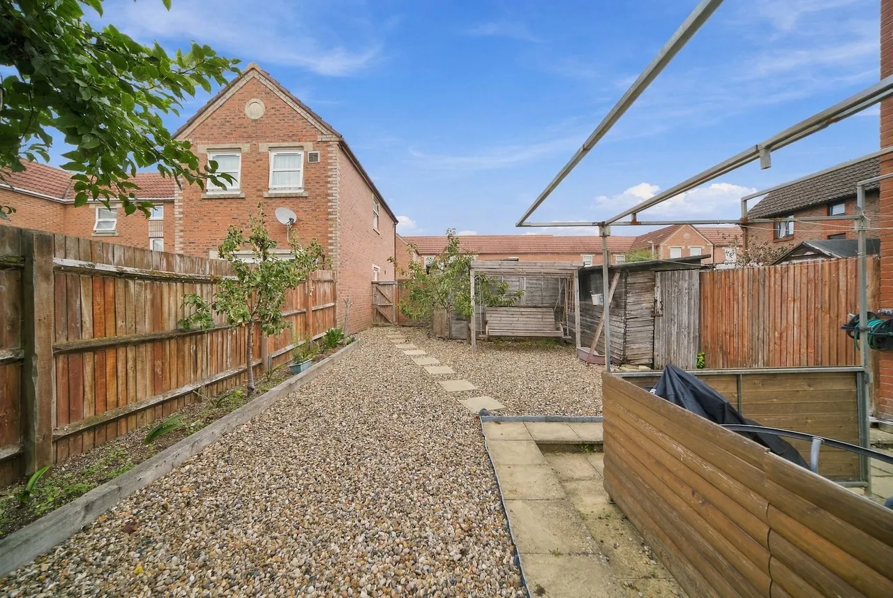 Kilross Road, Bedfont, TW14, photo 18