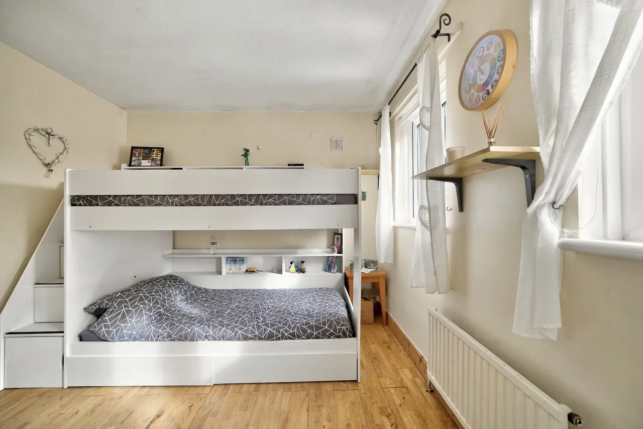 Kilross Road, Bedfont, TW14, photo 11