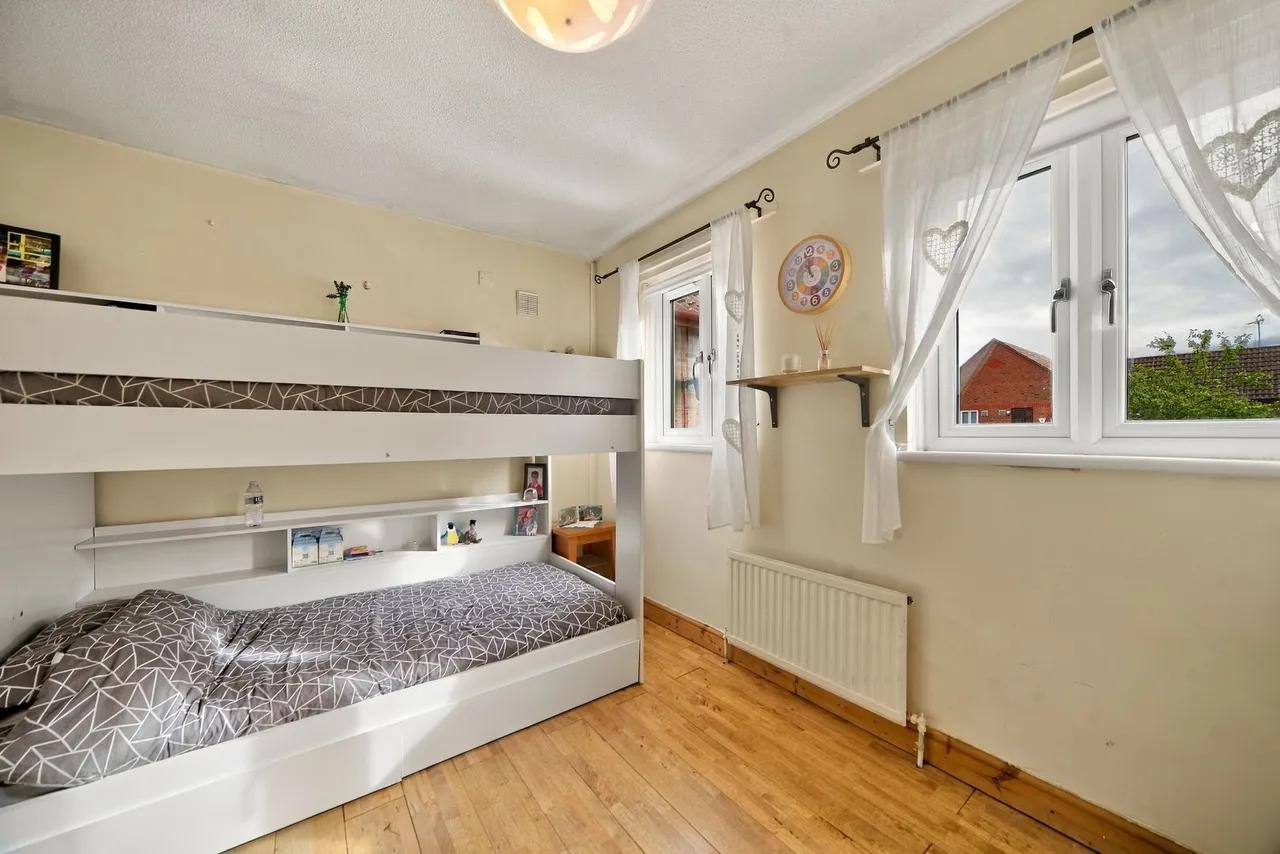 Kilross Road, Bedfont, TW14, photo 10