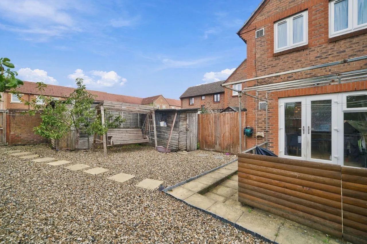 Kilross Road, Bedfont, TW14, photo 15