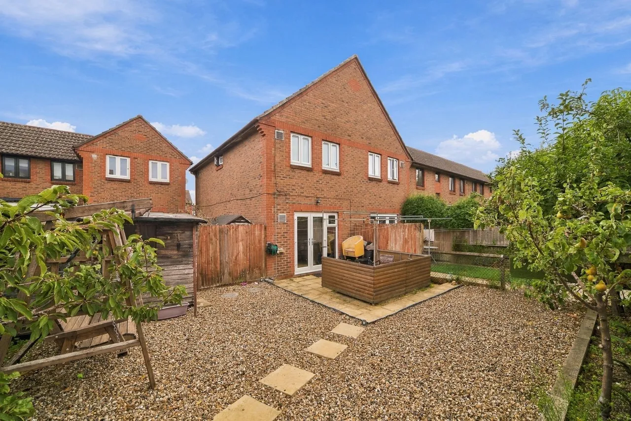 Kilross Road, Bedfont, TW14, photo 17