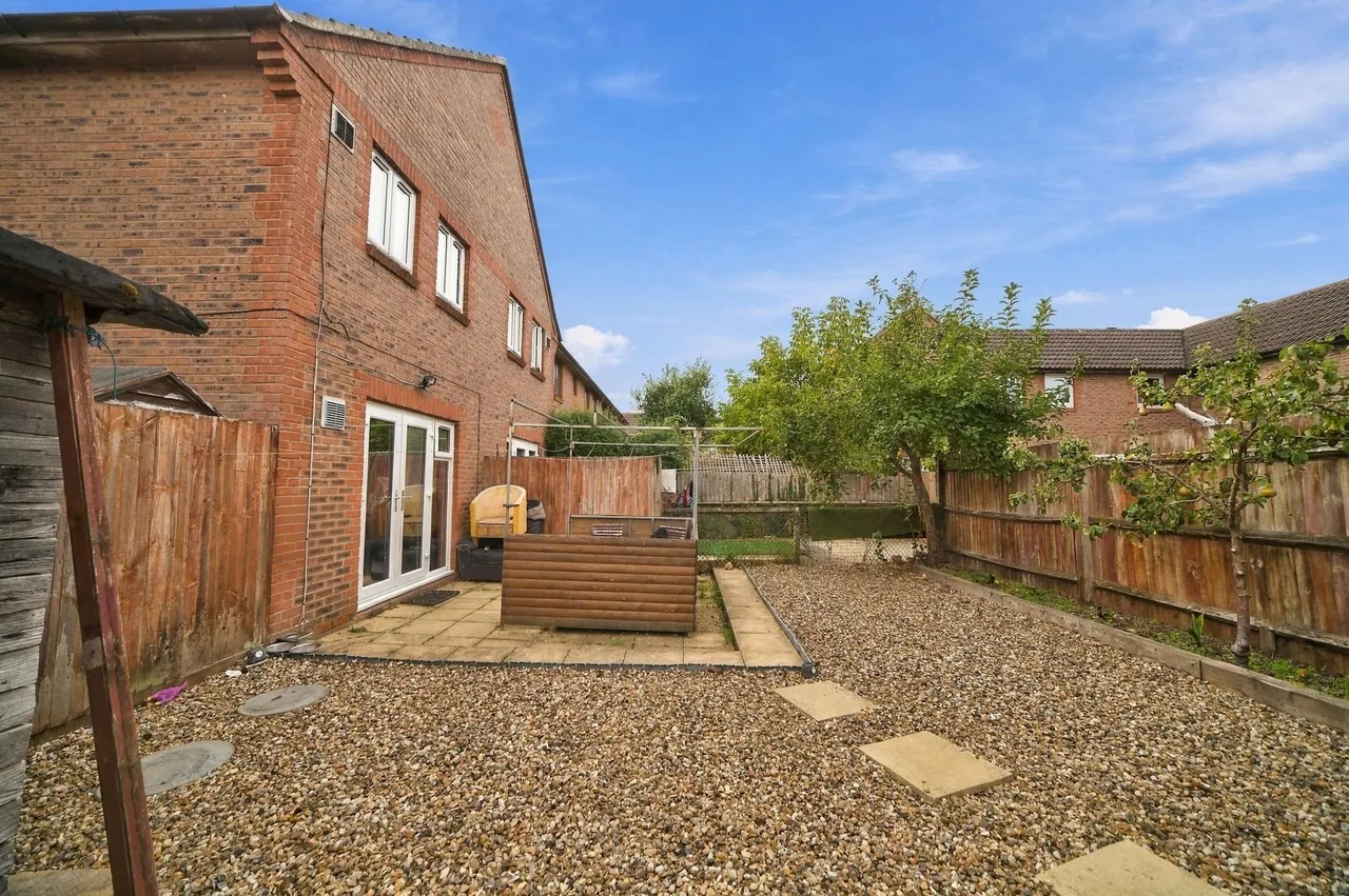 Kilross Road, Bedfont, TW14, photo 19