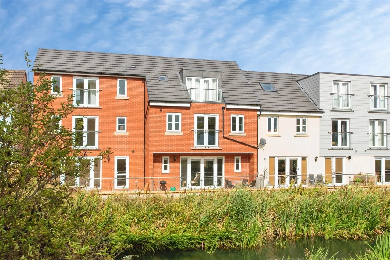 3 bed house for sale, Eastgate Bourne, PE10