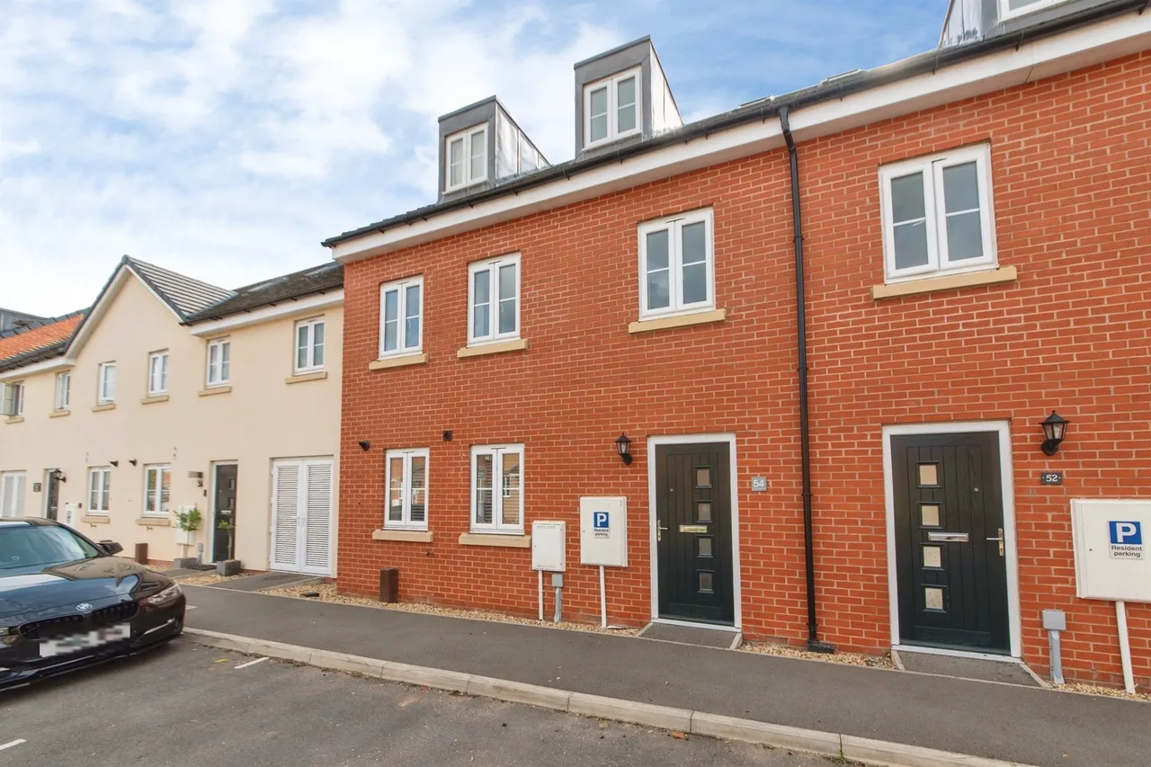 Eastgate Bourne, PE10, photo 4