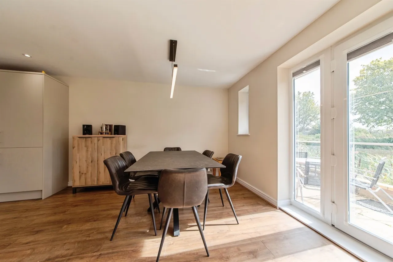 Eastgate Bourne, PE10, photo 8