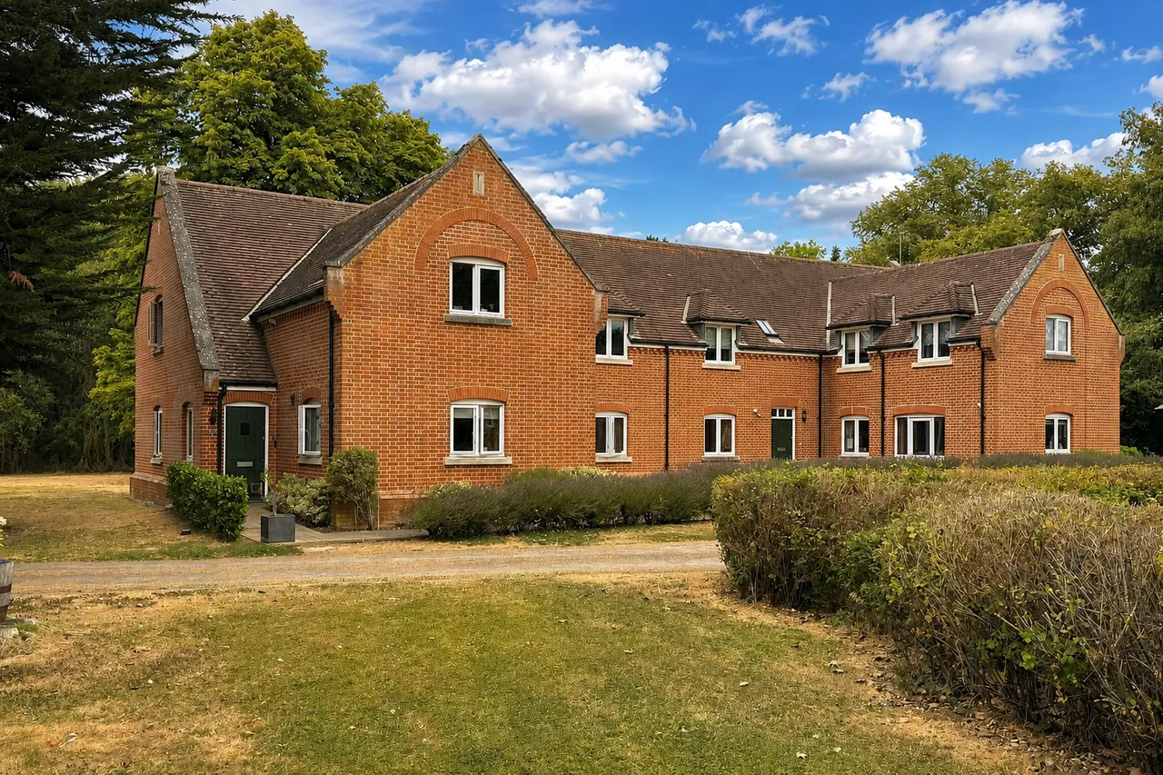 Ashfield Grange, Great Ashfield, photo 24