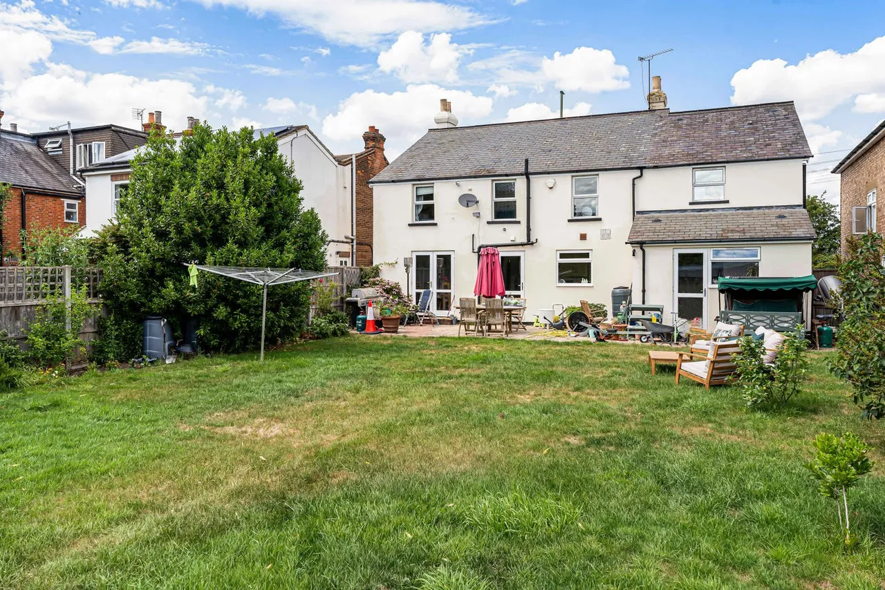 Runnemede Road, Egham, TW20, photo 37