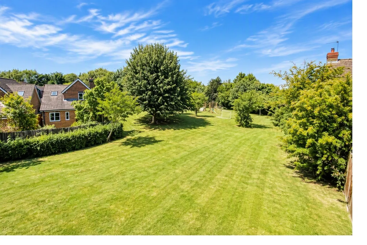 Callender Walk, Cuckfield, RH17, photo 5