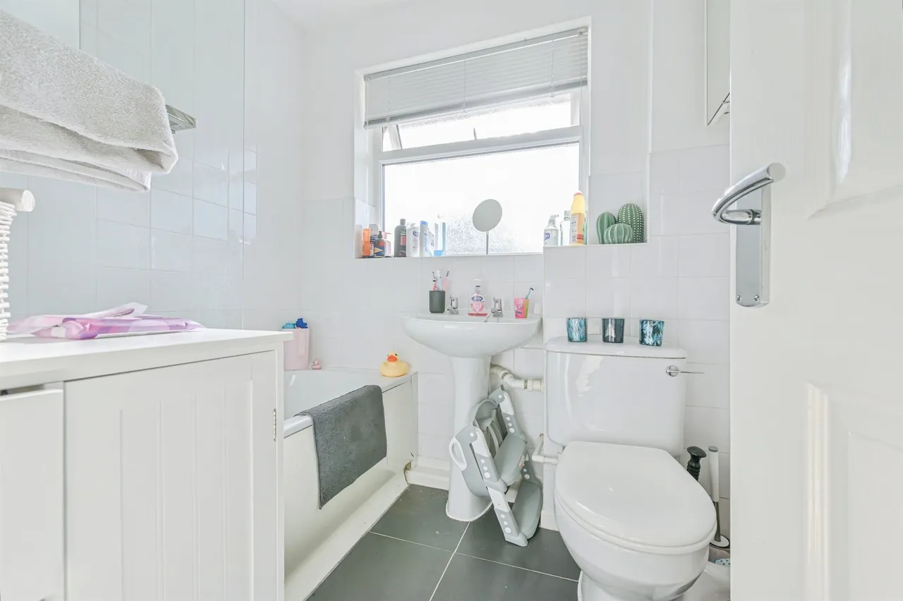 Hebden, Wilnecote, B77, photo 9