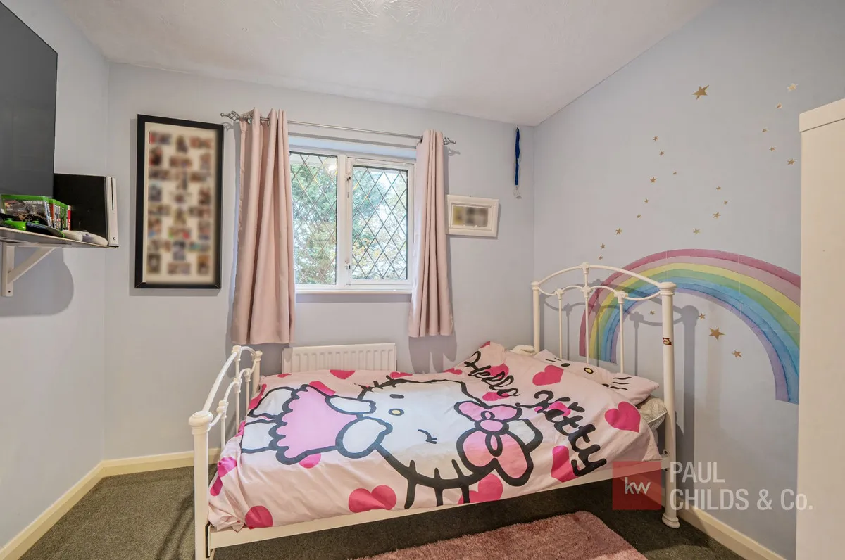 Butler Road, Bagshot, GU19, photo 11
