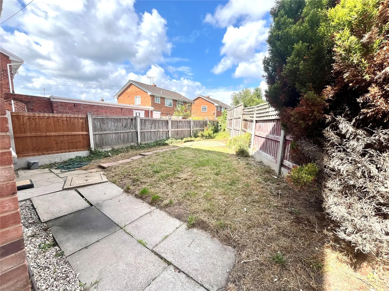 Claremont Avenue, Garden City, Deeside, Flintshire, CH5 2SN, photo 11