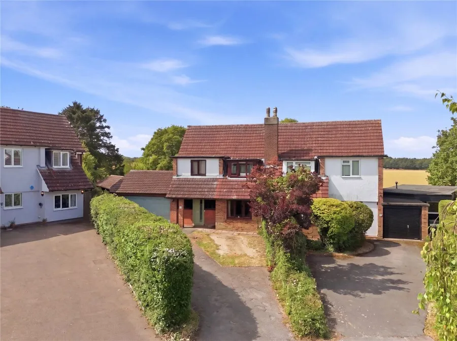 with 4 bedrooms in Saffron Walden, CB11, photo 17