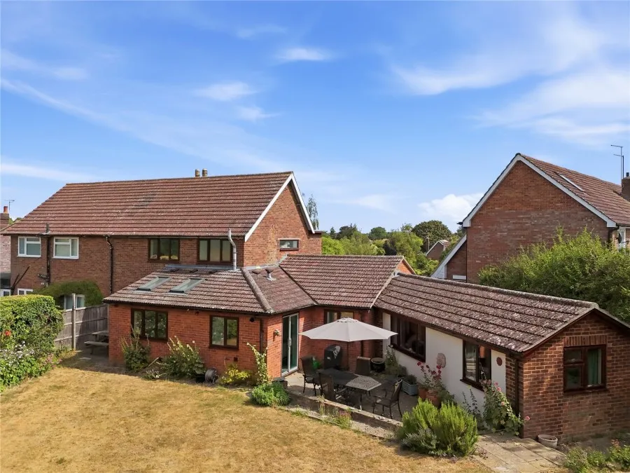 with 4 bedrooms in Saffron Walden, CB11, photo 26
