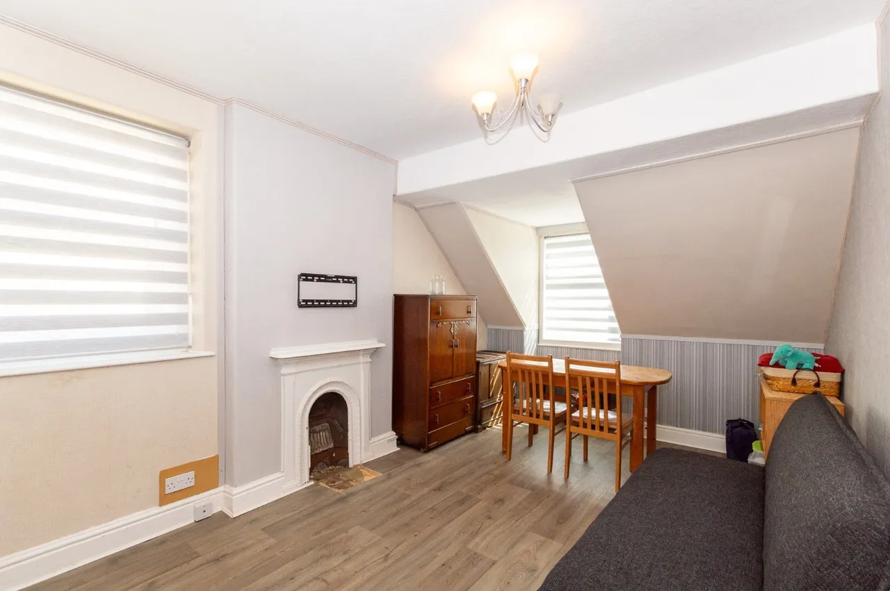 Mostyn Avenue, Llandudno, LL30, photo 16
