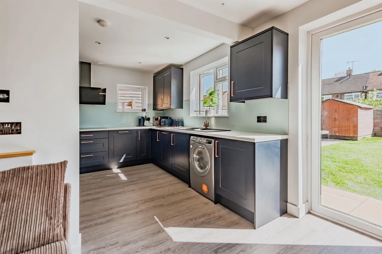 Malmstone Avenue, Merstham, Redhill, photo 8