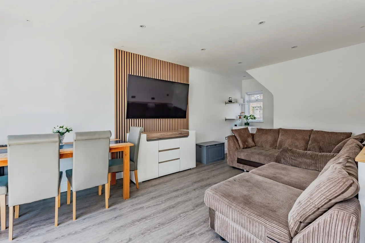Malmstone Avenue, Merstham, Redhill, photo 9