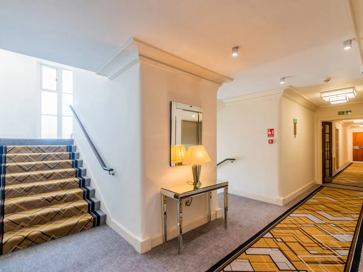 Sloane Avenue, London, SW3, photo 13