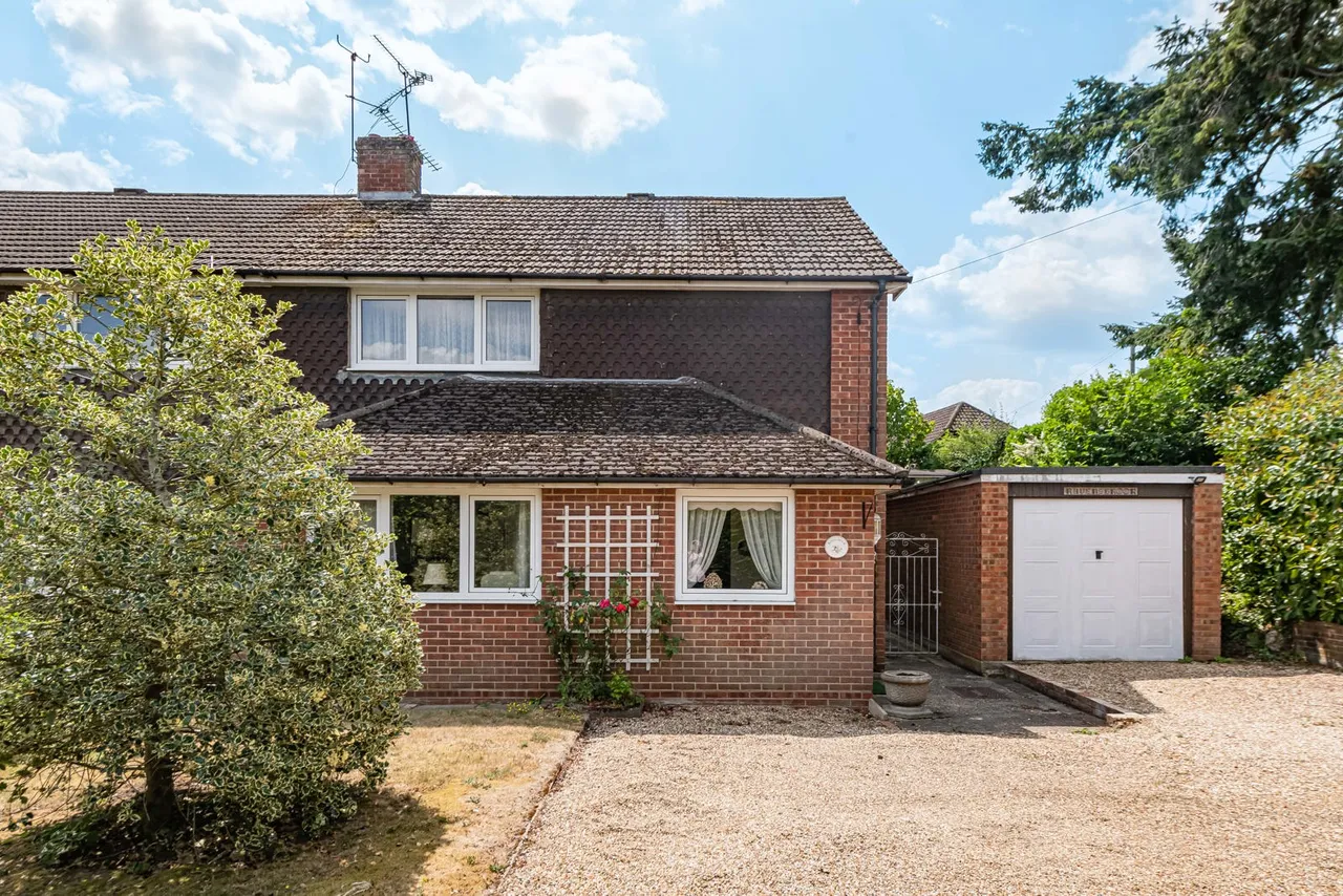 Upper Hale Road, Farnham, GU9, photo 14