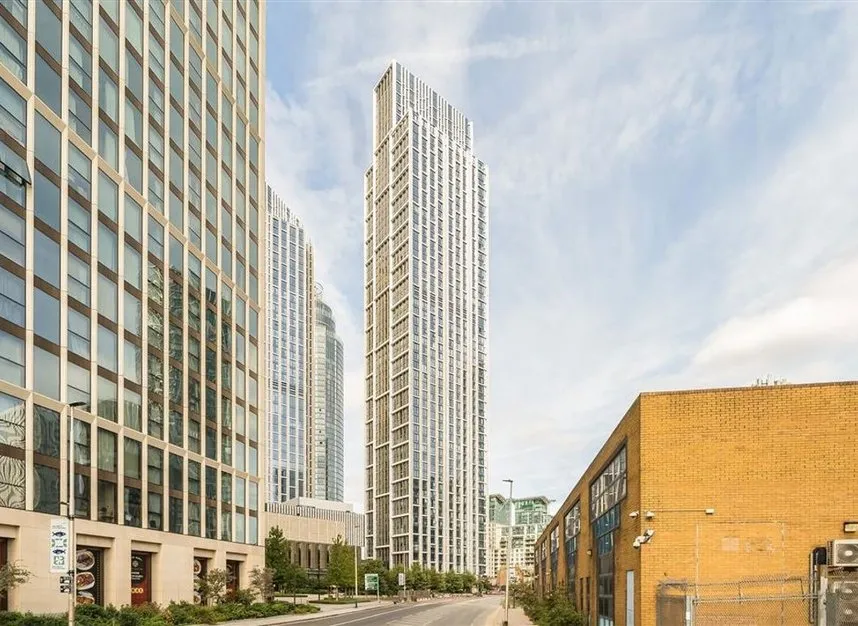 2 bed flat to rent, Nine Elms Lane, Nine Elms, SW8