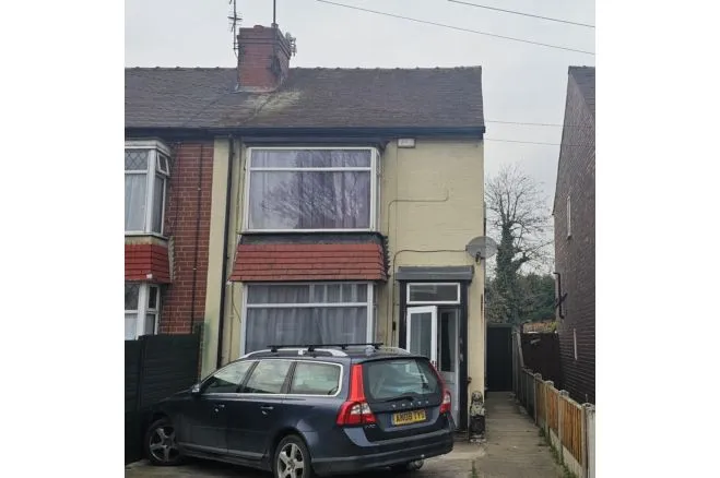 2 bed house for sale — Grove Avenue, Doncaster