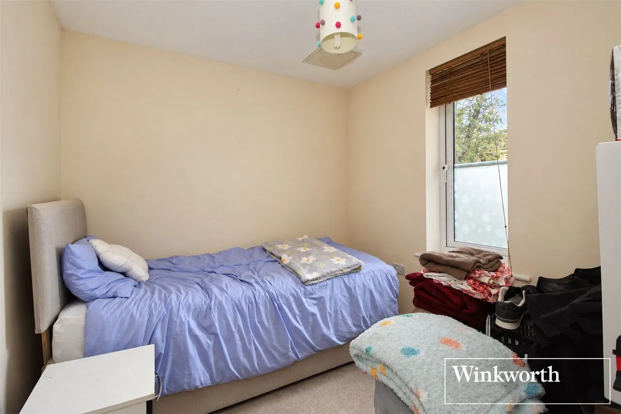 Gateshead Road, Borehamwood, WD6, photo 7