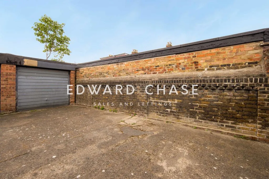 Kingswood Road, Ilford, IG3, photo 13