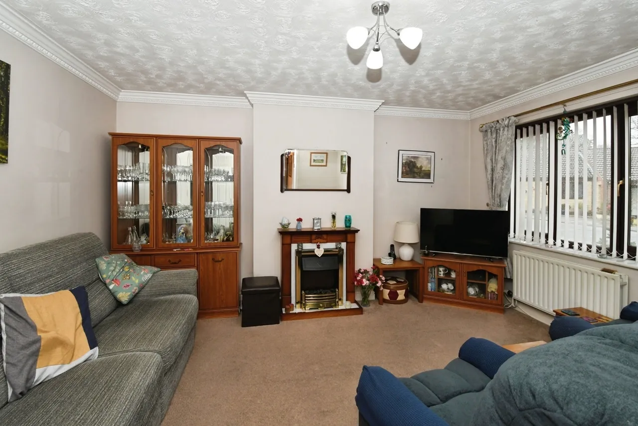 Meadowlake Close, Lincoln, Lincolnshire, LN6, photo 4