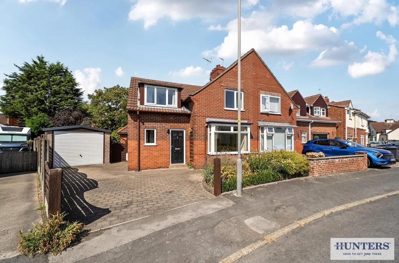4 bed house for sale — The Mount, Selby