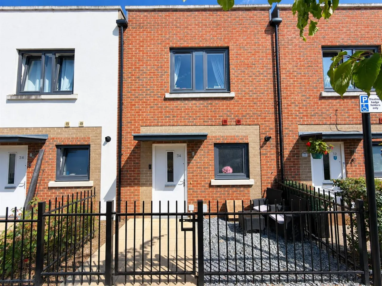 Terraced For SaleLockwood Road, Southall, UB2, photo 3