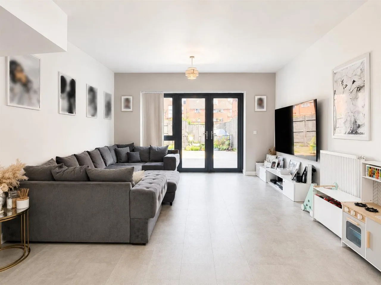 Terraced For SaleLockwood Road, Southall, UB2, photo 5