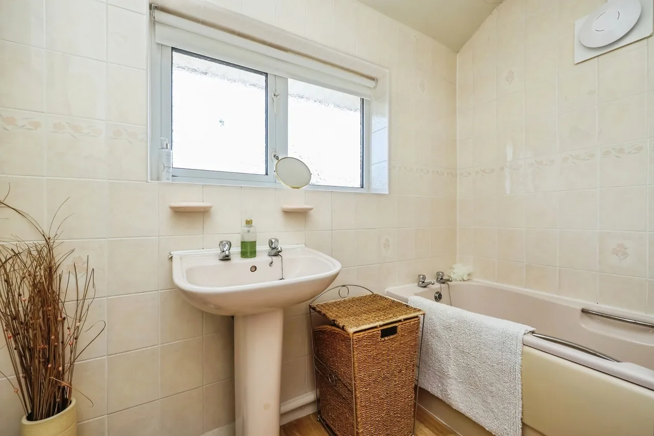 Monksway, Nottingham, Nottinghamshire, NG11, photo 15