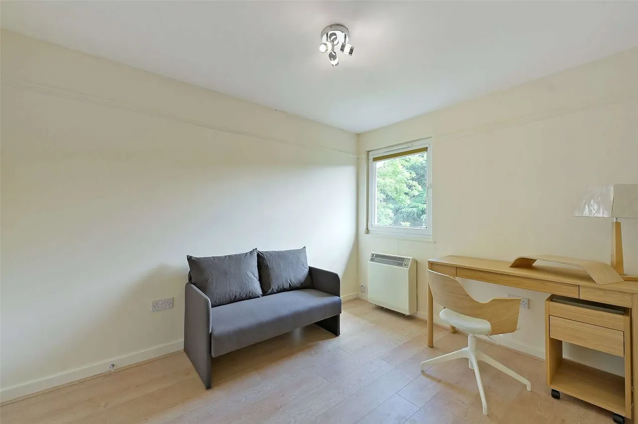 Hawkesworth Close, Northwood, HA6 2FT, photo 7
