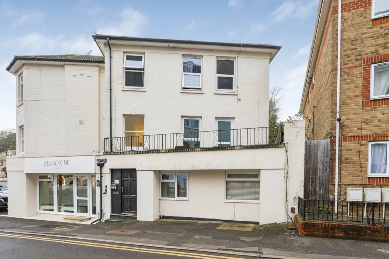 1 bed flat for sale — Lorne Park Road, Bournemouth