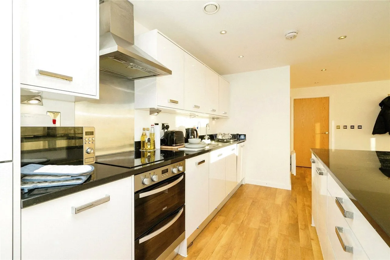 Geoffrey Watling Way, Norwich, Norfolk, NR1, photo 5