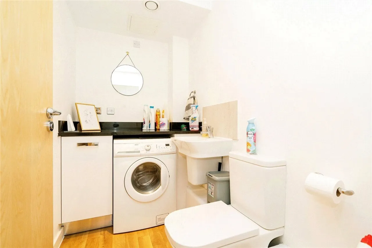 Geoffrey Watling Way, Norwich, Norfolk, NR1, photo 12